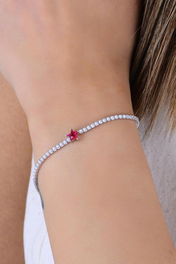 Gümüş rodyumlu pırlanta modeli fuşya zirkon taşlı yıldız detaylı su yolu bileklik. [barcode] - Image 1