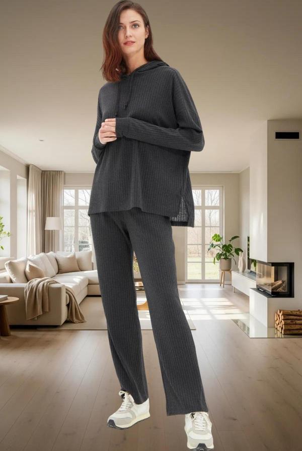 Rahat Örme Pijama Takımı Kapüşonlu Uzun Kollu 2 Parça Kullanım Mükemmel Uyum - Image 1