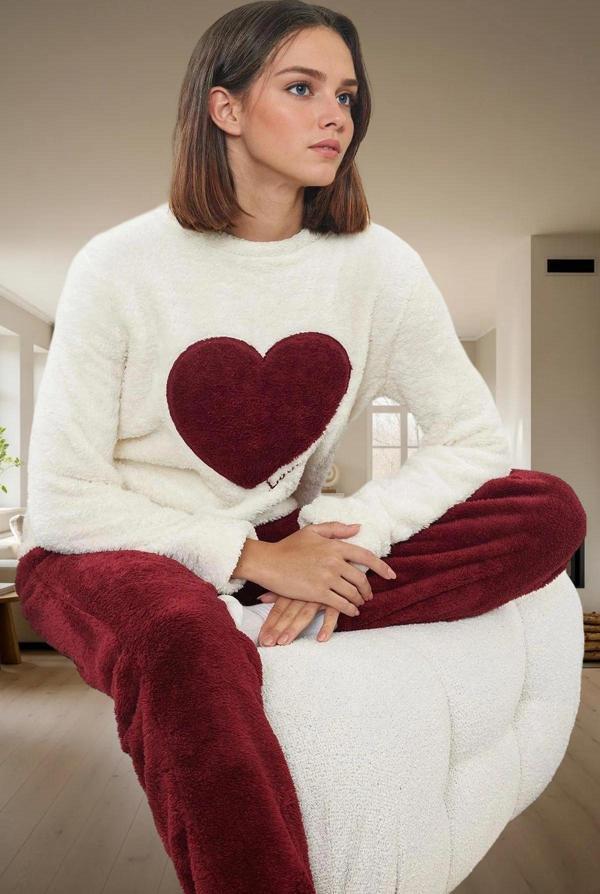 Kalpli Wellsoft Pijama Takımı Sıcacık Kışlık Rahatlık Özenle Seçilmiş - Image 1