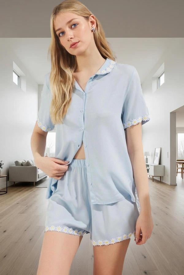 Rahat Viskon Pijama Takımı Şortlu Papatya Detaylı Yazlık Kaliteli İşçilik - Image 1
