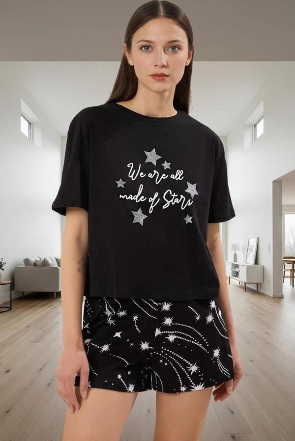 Pamuklu Pijama Takımı Mantar Desenli Şort ve Tişört Rahat Şık Günlük Kullanım İçin - Image 1