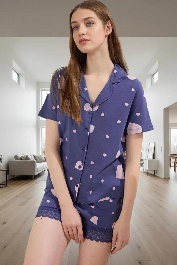 Pamuklu Örme Pijama Takımı Kalpli Desen Kısa Kollu Gömlek Yaka Şık Görünüm Özenle Seçilmiş - Image 1