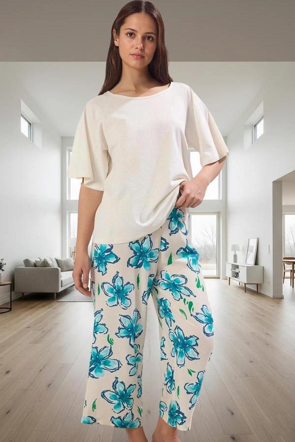 Nefes Alan Pamuklu Pijama Takımı Çiçekli Desenli Kayık Yaka Boru Paça Premium Kalite - Image 1