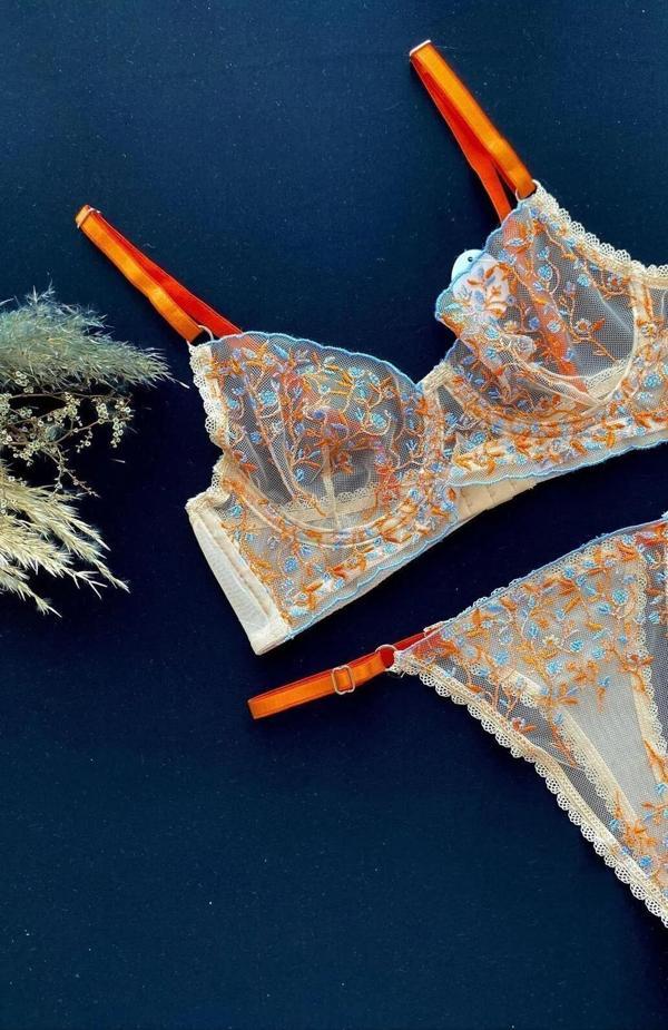 Çiçekli Balenli Bralet Takımı Love Secret - Image 1