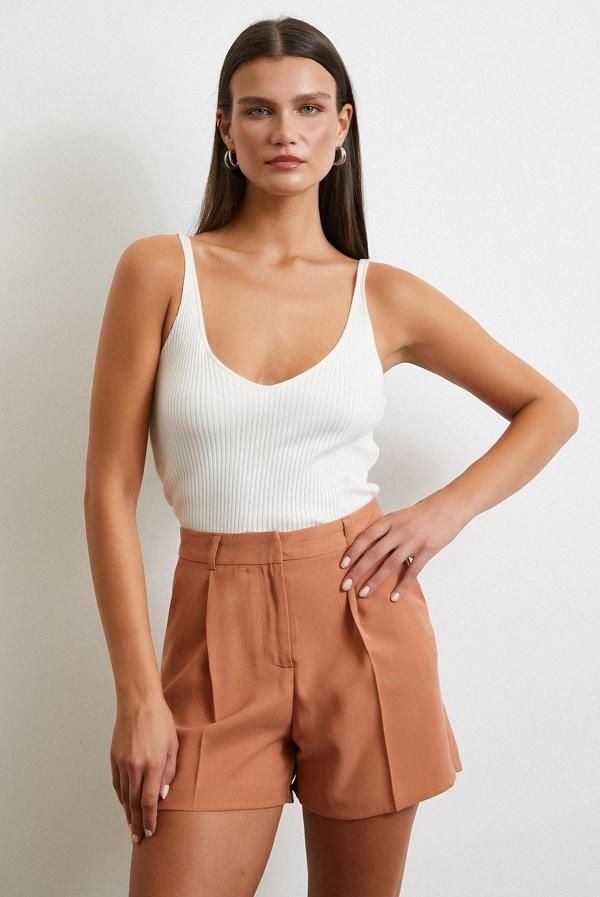 Piliseli Cepli Şort Kiremit - Image 1