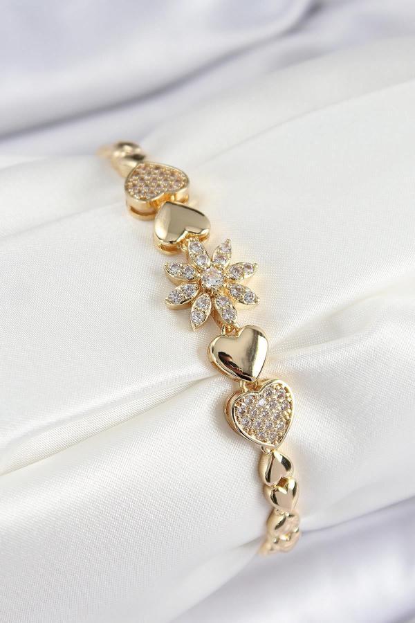 Pirinç Zirkon Taşlı Kalp Detaylı Çiçek Model Gold Renk Kadın Bileklik - Image 1