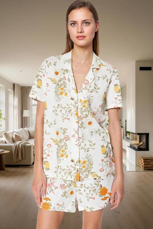 Kadın Yazlık Çiçek Desenli Pamuklu Pijama Takımı Rahat Kalıp Kısa Kollu Trend Tasarım - Image 1