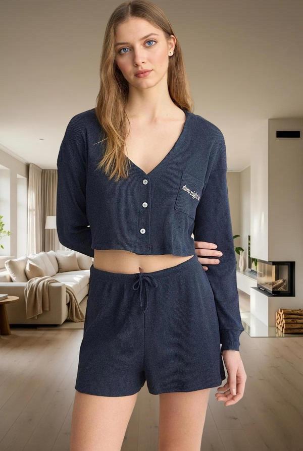 Kadın Örme Pijama Takımı Rahat Kalıp Uzun Kollu Kısa Şort Kullanım Mükemmel Uyum - Image 1