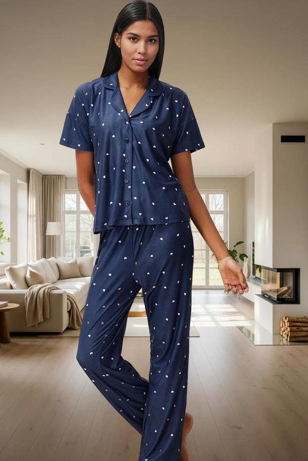 Kadın Kalpli Örme Pijama Takımı Rahat Şık Kısa Kollu Regular Kalıp Premium Kalite Seçkin Malzeme - Image 1