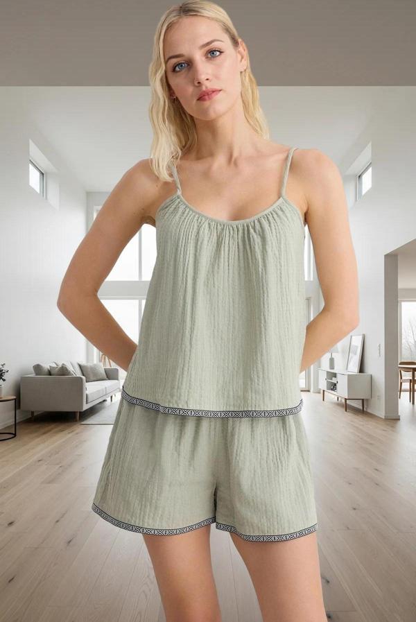 Kadın Pamuklu Müslin Pijama Takımı Rahat Şerit Detaylı Yazlık Özenle Seçilmiş Premium Kalite - Image 1