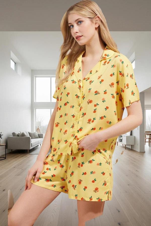 Kadın Çiçekli Viskon Pijama Takımı Kısa Kollu Gömlek ve Şort Yazlık Rahat Uyku Seti Uzun Ömürlü - Image 1