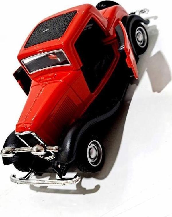 Nostaljik Klasik Metal Çek Bırak Araba Kapılar Açılır Kırmızı ( 1/36 Ölçek ) - Image 1