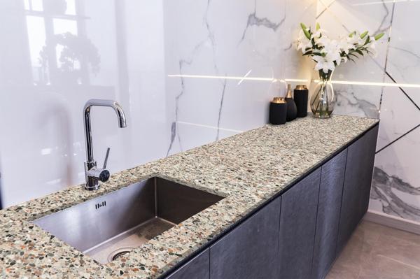 Tezgah Üstü Fayans Kaplama Folyosu Mutfak Tezgahı Kaplama Granite Marble Design 70 cm x 3 Metre - Image 1