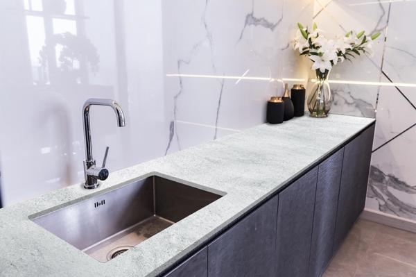 Tezgah Üstü Fayans Kaplama Folyosu Mutfak Tezgahı Kaplama Beton Doku 70 cm x 5 Metre - Image 1