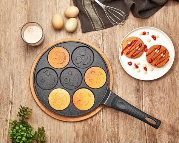 Lines Granit Pankek Emoji Smile Döküm Tava Bakalit Kulp 26 Cm - Siyah - Image 1