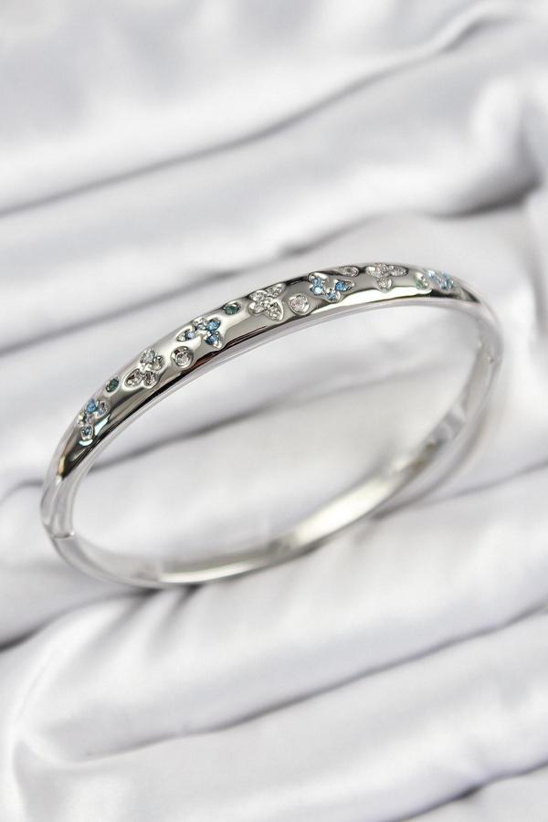 Zarif Kadın için Silver Pirinç Zirkonlu Kelebek Kelepçe Bileklik - Image 1