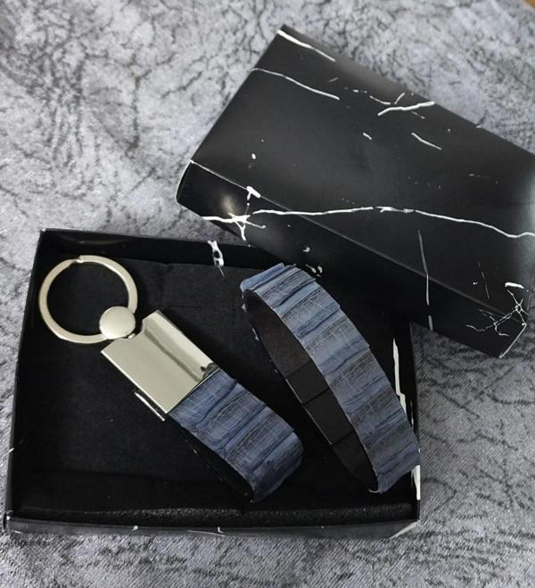 Kişiselleştirilebilir Anahtarlık & Bileklik Set ( % 100 Yılan Derisi ) - Image 1