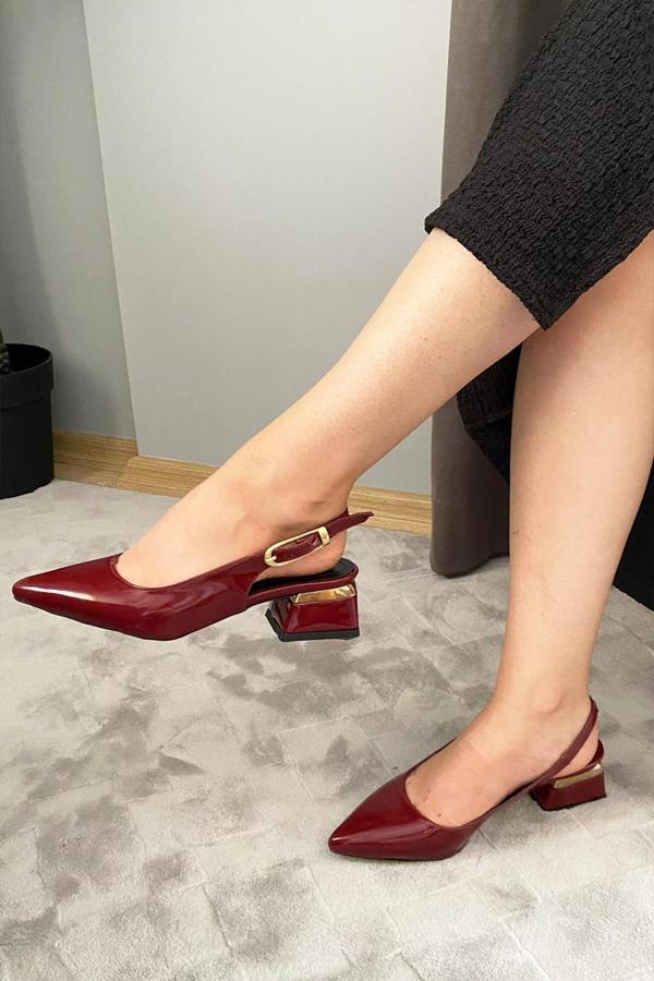 Preshley Kadın Karmi Bordo Rugan Arkası Acık Sivri Burun 4 Cm Kalın Topuklu Ayakkabı - Image 1