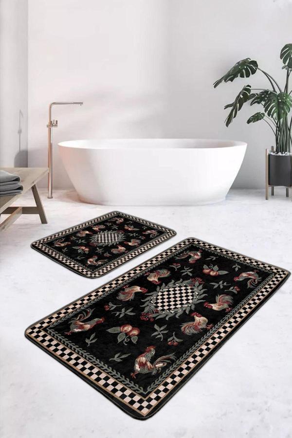 Realhomes Siyah Zeminde Horoz & Kiraz Desenli 2'Li Kaymaz Taban Yıkanabilir Banyo Paspas Takımı - Image 1