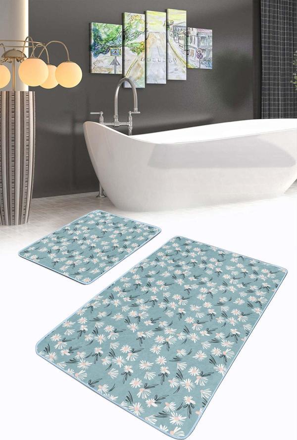 Realhomes Beyaz Papatya Desenli Mavi Zeminde Kaymaz Taban 2'Li Yıkanabilir Banyo Paspas Seti - Image 1