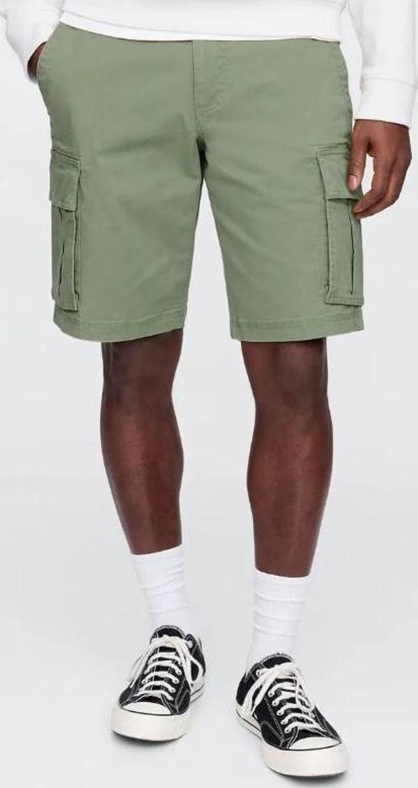 Gap 11" Essential Kargo Şort 703768 Erkek Şort - Image 1