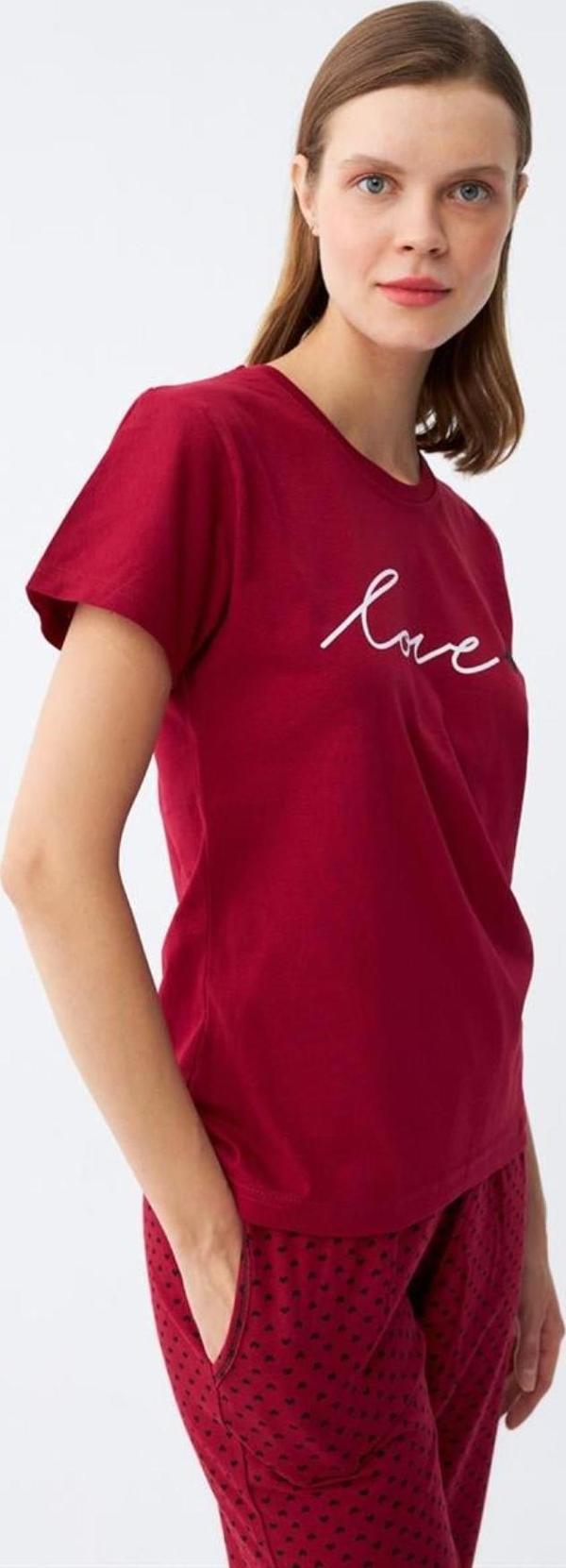 Celira Kadın Bordo Kalp Desenli Kapri Pijama Takımı - Image 1