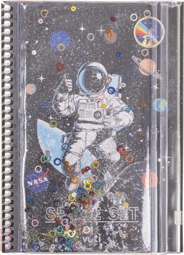 Vuki Kalemlikli Not Defteri 48 Sayfa Çizgili Simli ve Sulu Kapaklı Kalem Kutulu A5 Defter Astronot Vk-0112-05 - Image 1