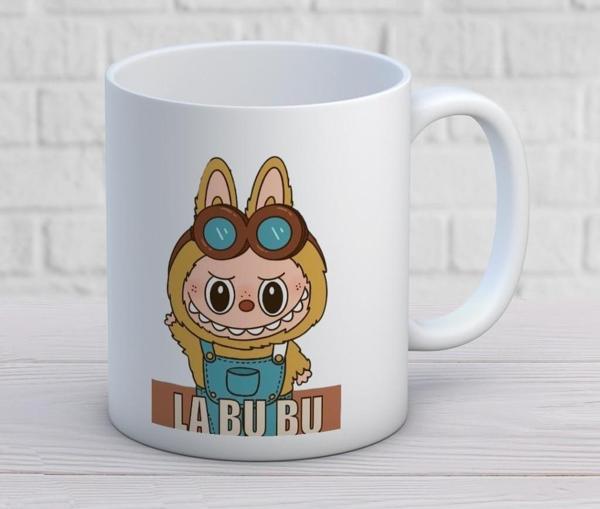 Sarı Labubu Baskılı Hediyelik Kupa - Image 1