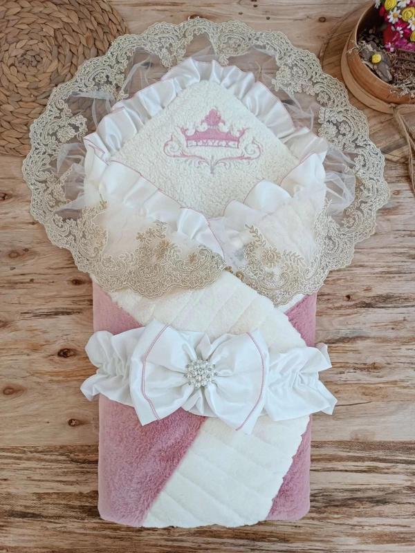 Yenidoğan Wool Yün Kumaş Taç Nakışlı Güpür Duvaklı Fiyonk Prizma Taş Unisex Kundak Bebek Battaniyesi - Image 1
