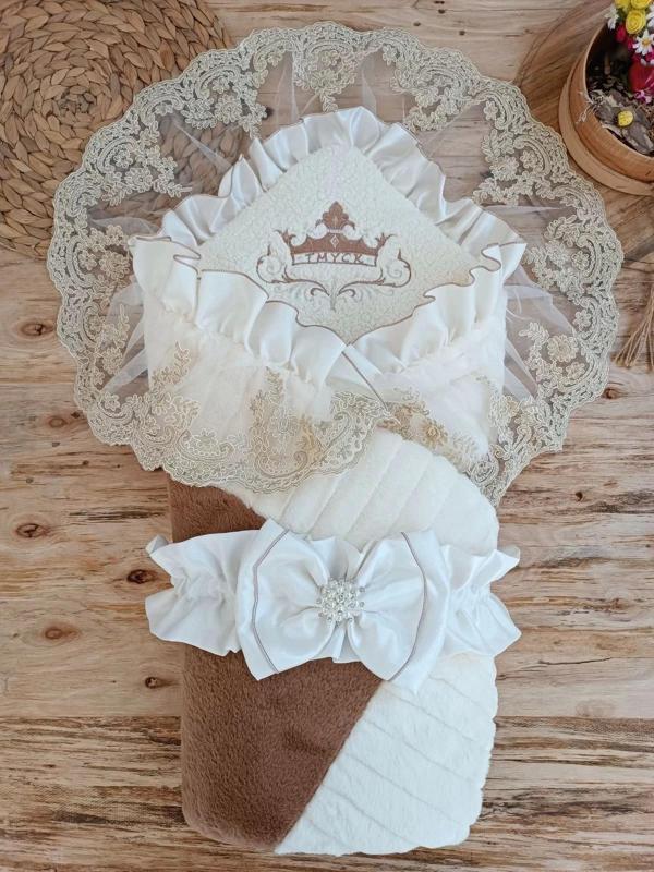Yenidoğan Wool Yün Kumaş Taç Nakışlı Güpür Duvaklı Fiyonk Prizma Taş Unisex Kundak Bebek Battaniyesi - Image 1