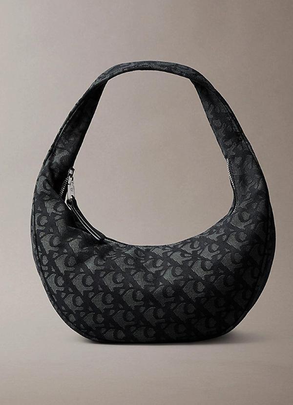 Calvin Klein Jeans Monogram Kadın Siyah Omuz Çantası LV04F3206G-UB1 - Image 1