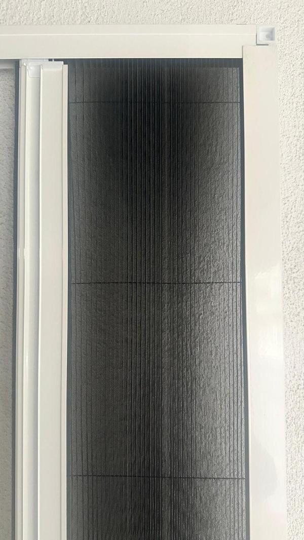 İlkim Sürgülü Akordeon Pilise Pileli Sineklik Pencere Beyaz 65X120 - Image 1