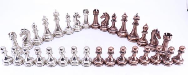 Bronz - Gümüş Küçük Boy Metal Zamak Satranç Taşı - Image 1
