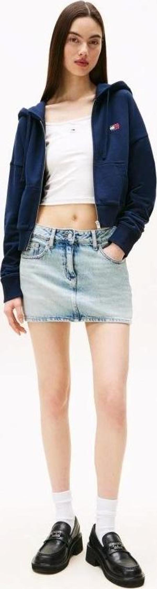 Tommy Jeans Badge Kadın Mavi Kapüşonlu Sweatshirt DW0DW21147C1G - Image 1