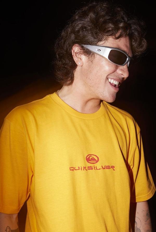 Quiksilver Dragon Fıst Moe Erkek Sarı Tshirt Aqyzt09544-njz0 - Image 1