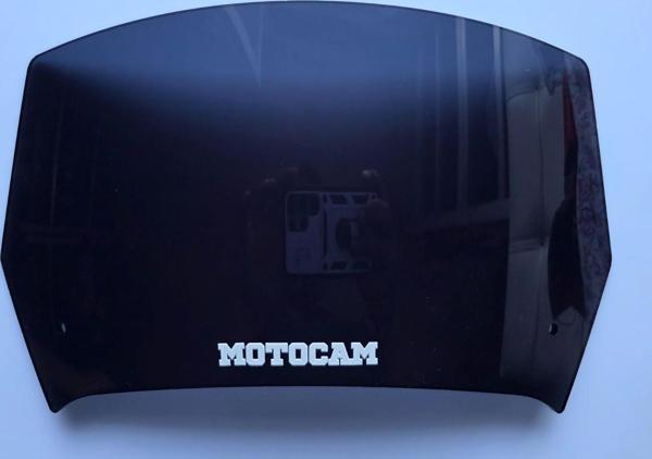MOTOCAM Rüzgar Saptırıcı Deflektör Camı 1 Delikli 32x18cm Siyah Renkli   (APARATSIZDIR) - Image 1