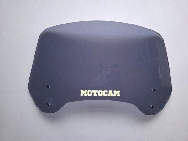 MOTOCAM Rüzgar Saptırıcı Deflektör Camı 2 Delikli 4cm 32x15cm Füme Renkli   (APARATSIZDIR) - Image 1