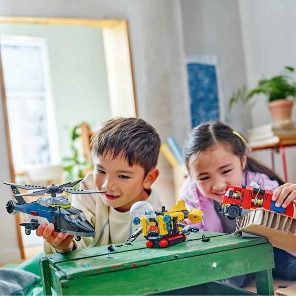Toyfest City Helikopter, İtfaiye Kamyonu Ve Denizaltı Karışımı 60462 - Image 1