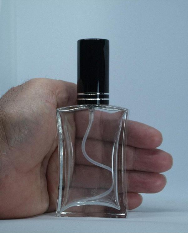 D&B Yol Boş Parfüm Şişesi 50 Ml (2 Adet) (Tekrar Doldurulabilir) İçbükey Siyah Metal Valf Ve Kapak - Image 1