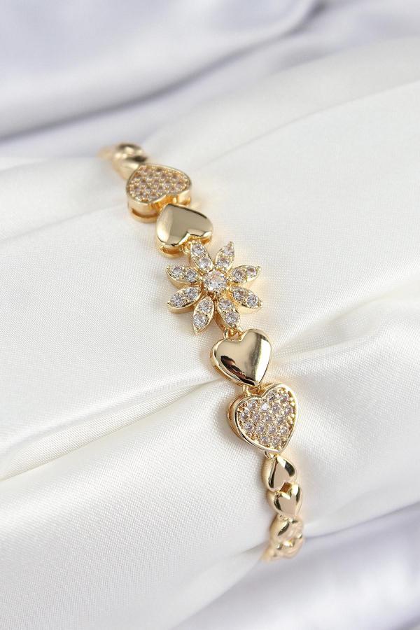 Pirinç Zirkon Taşlı Kalp Detaylı Çiçek Model Gold Renk Kadın Bileklik - EBJ250726W36795 - Image 1