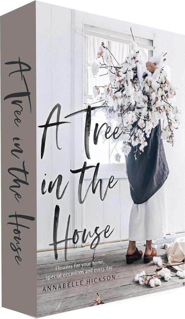 Biseystore092 A Tree In The House Dekoratif Kitap Kutusu - Image 1