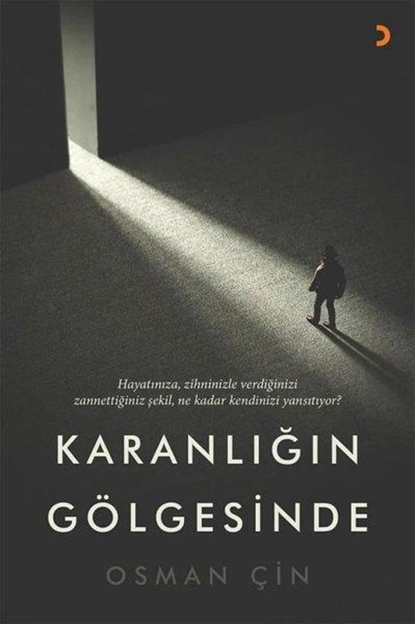 Karanlığın Gölgesinde - Cinius Yayınevi - Image 1