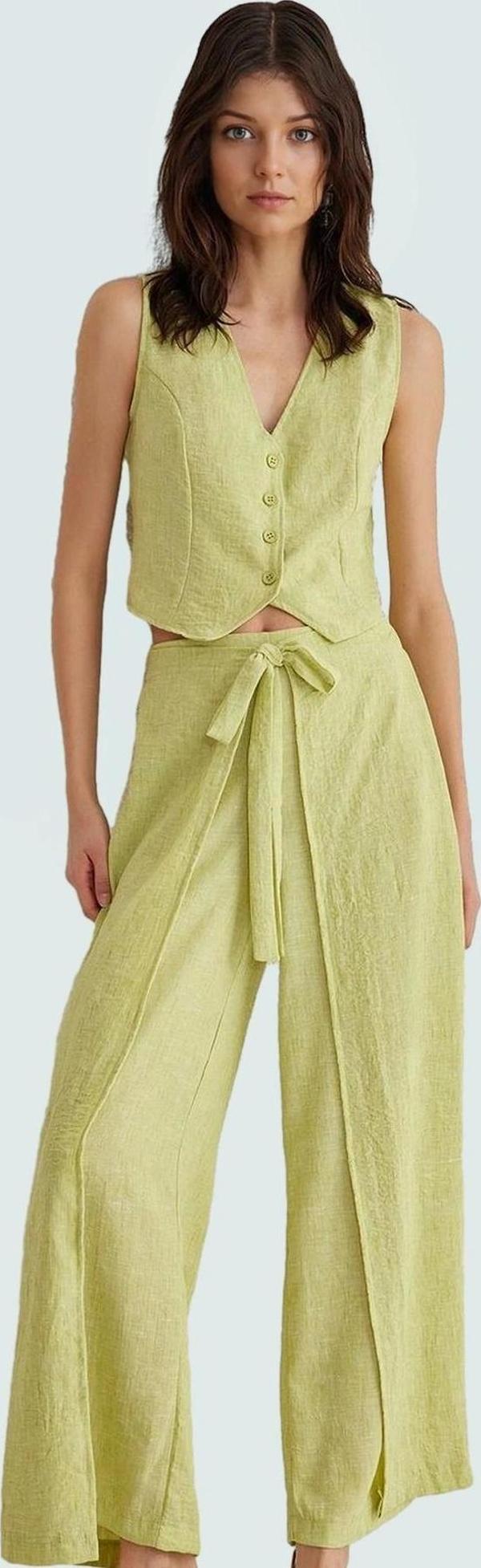 Dokuma Polyester Yazlık Takım Elbise Rahat Kesim Geniş Paça V Yaka Özel Tasarım Şık Görünüm - Image 1