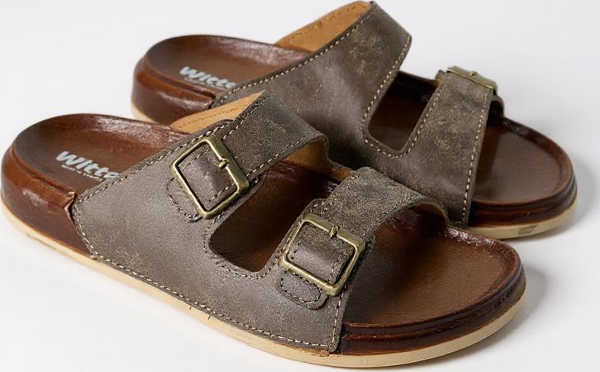 Witta 55201 Rahat Tabanlı Unisex Yazlık Günlük Hafif Tokalı Terlik - Image 1