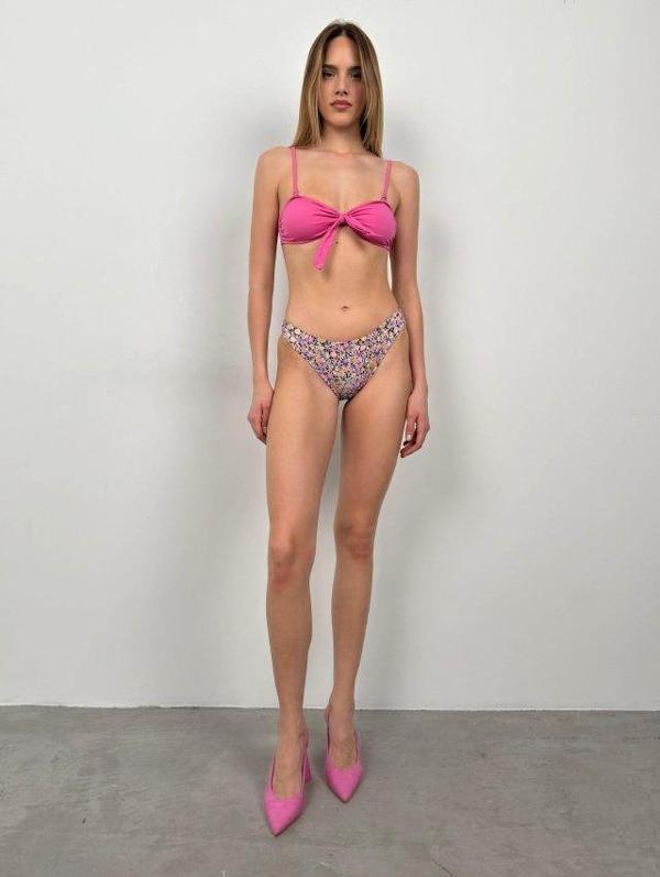 Fiyonk Detay Çiçekli Bikini Takım - Image 1