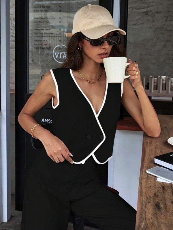 Kadın Kolsuz V Yakalı Düğmeli Ithal Krep Yelek Ve Pantolon Ikili Takım - Image 1