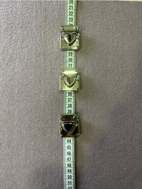 Serpil Düğme Paslanmaz Ve Solmaz Metal Çanta Kilidi En 3 Cm Boy 3 Cm (3 Adet) - Image 1