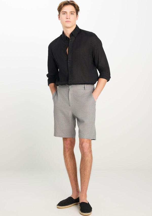Lee %100 Keten Regular Fit Normal Kesim Lastik Bel Detaylı Koyu Gri Şort - Image 1