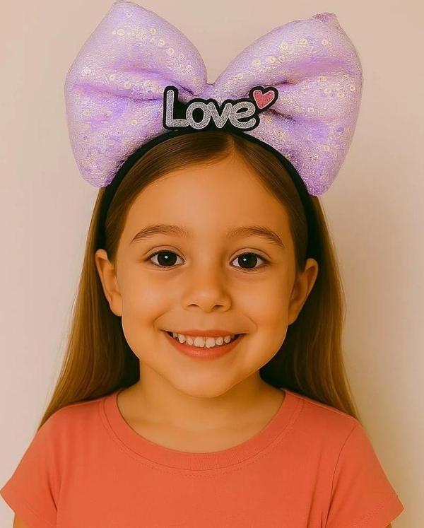 Eğitici Oyuncak LED Işıklı Love Yazılı Mor Fiyonk Taç – Kız Çocuk Parti Tacı - Image 1