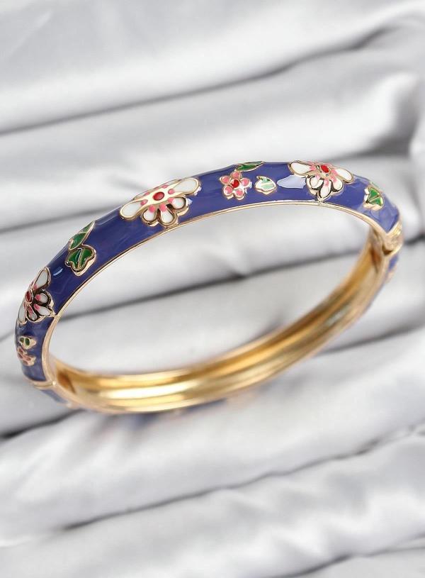Mineli Pirinç Mor Çiçek Motifli Gold Kadın Kelepçe - Image 1